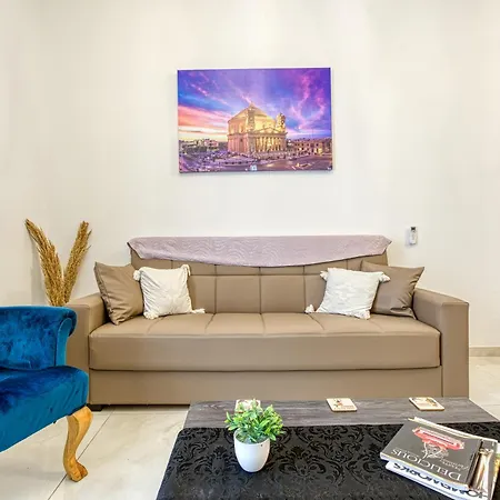 Stunning 2br Penthouse With Terrace In By 360 Estates Appartement