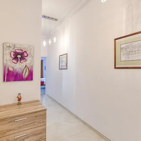 Stunning 2br Penthouse With Terrace In By 360 Estates * Mosta