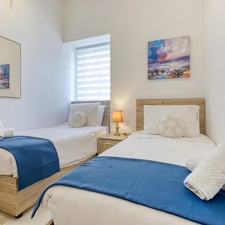 Appartement Stunning 2br Penthouse With Terrace In By 360 Estates Mosta