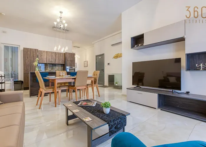 Apartament Stunning 2br Penthouse With Terrace In By 360 Estates Mosta