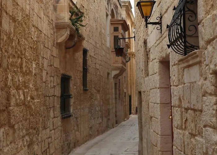 Apartament Stunning 2br Penthouse With Terrace In By 360 Estates Mosta