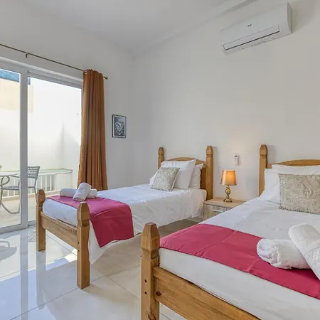 Stunning 2br Penthouse With Terrace In By 360 Estates Appartement *