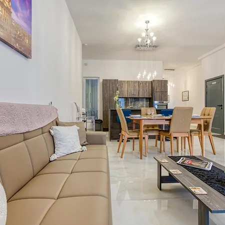 Stunning 2br Penthouse With Terrace In By 360 Estates
