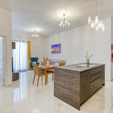 Stunning 2br Penthouse With Terrace In By 360 Estates *